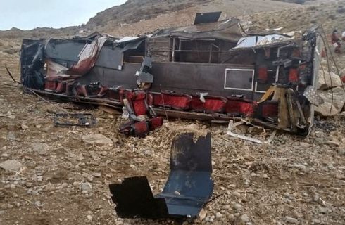 واژگونی اتوبوس در محور سمیرم/چند نفر کشته و زخمی شدند؟ واژگونی اتوبوس در محور سمیرم/چند نفر کشته و زخمی شدند؟