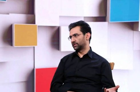 واکنش آذری جهرمی به سکته مهری طالبی: مبارز که با یک احضار سکته نمی‌کند!