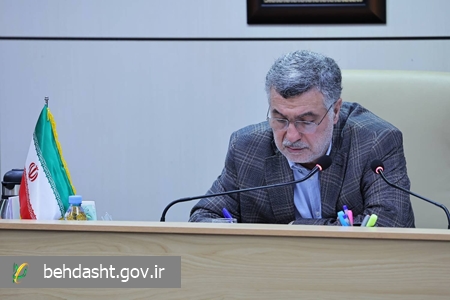 وزیر بهداشت نسبت به بازنمایی منفی واکسیناسیون در یک سریال هشدار داد