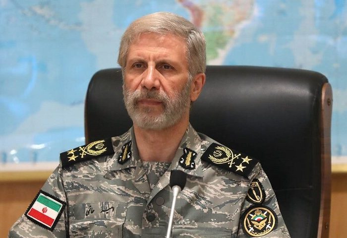 پیام فرمانده ارتش به مناسبت روز زن