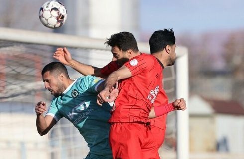 پیروزی تراکتور مقابل پیکان و پرسپولیس مقابل آلومینیوم اراک/  جدول لیگ برتر پس از پایان روز اول از هفته چهاردهم