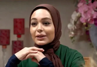 ژست هنری ارغوان سریال دلدادگان با پوشش پاییزی+ عکس ژست هنری ارغوان سریال دلدادگان با پوشش پاییزی+ عکس