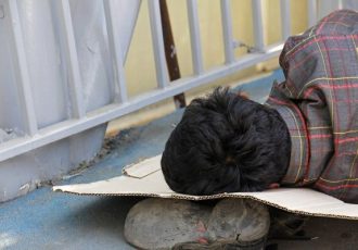 کارتن‌خوابی و راهکارهای پایدار مقابله با آن در تهران