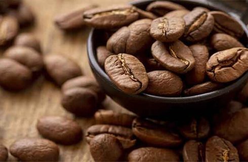 کافئین برای بدن مفید است یا ضرر دارد