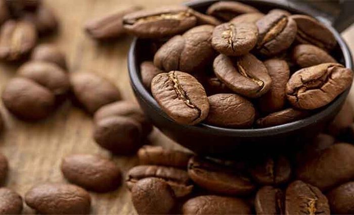 کافئین برای بدن مفید است یا ضرر دارد