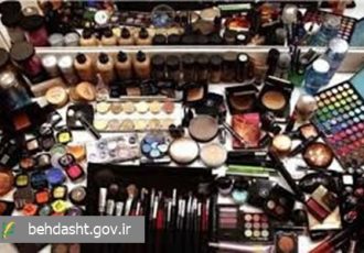 کشف و ضبط بیش از ۱۰ هزار قلم محصولات آرایشی تقلبی و قاچاق در مشهد