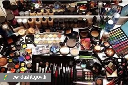کشف و ضبط بیش از ۱۰ هزار قلم محصولات آرایشی تقلبی و قاچاق در مشهد