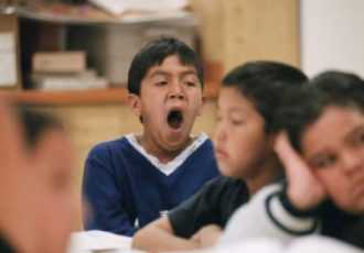 کم‌خوابی چگونه تمرکز و آرامش نوجوانان را به‌هم می‌ریزد؟