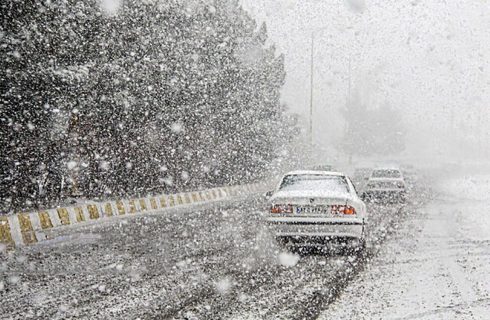 کولاک شدید این محور را مسدود کرد / مسافران مراقب باشند