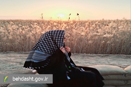 گفتگو با دانشجوی توانمندی که فعالیت در حوزه های قرآنی و پزشکی را همزمان پیش می برد