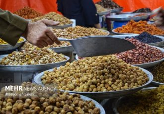 یلدا زیر فشار گرانی؛ بازار کردستان میان رکود خرید و تشدید نظارتها یلدا زیر فشار گرانی؛ بازار کردستان میان رکود خرید و تشدید نظارتها