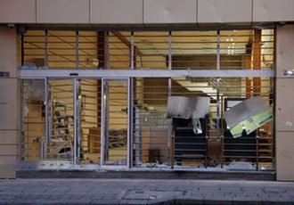 آسیب افراد فرصت طلب به اموال عمومی در ایلام