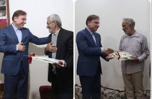 استاندار بوشهر با پدران ۲ شهید دیدار کرد استاندار بوشهر با پدران ۲ شهید دیدار کرد