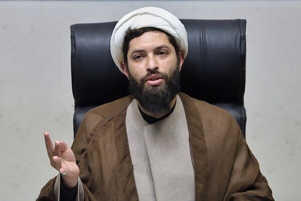 اعتکاف فرصتی کم‌نظیر برای تمرین خودآگاهی نوجوانان است