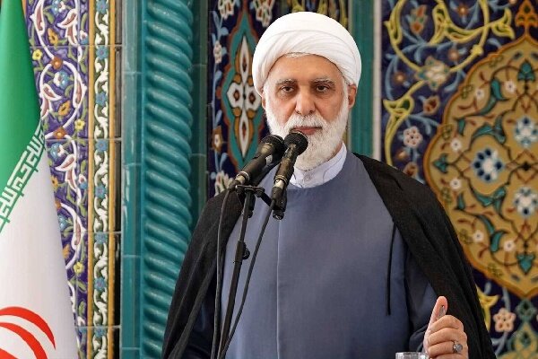 امام جمعه کیش: پروژه انزوای فناوری ایران شکست خورده است