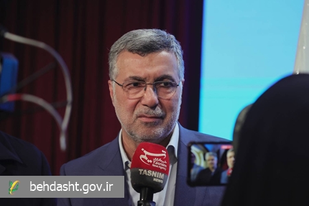 تعرفه‌های پزشکی هنوز در دولت تصویب نشده است/ ارز ترجیحی دارو تغییری نکرده و حذف آن مطرح نیست