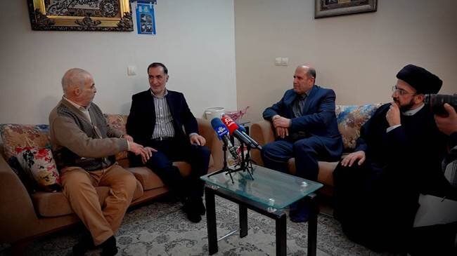 جزئیات دیدار رئیس بنیاد شهید با برخی از جانبازان حوادث اخیر جزئیات دیدار رئیس بنیاد شهید با برخی از جانبازان حوادث اخیر