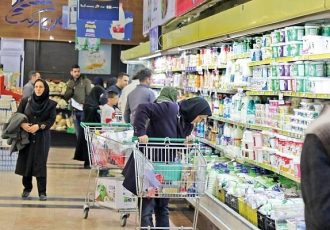 دادستان بهارستان: کمبودی در کالاهای اساسی وجود ندارد