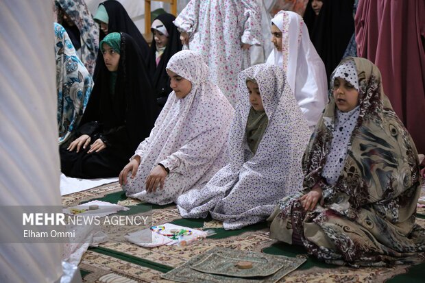 رامیان میزبان خیزش معنوی؛ اعتکاف با حضور پرشور بانوان برگزار شد