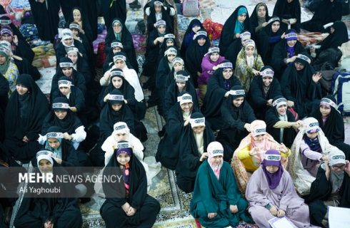 رشد ۷۲ درصدی اعتکاف در آذربایجان شرقی؛ حضور ۴۳ هزار معتکف در ۲۴۳ مسجد