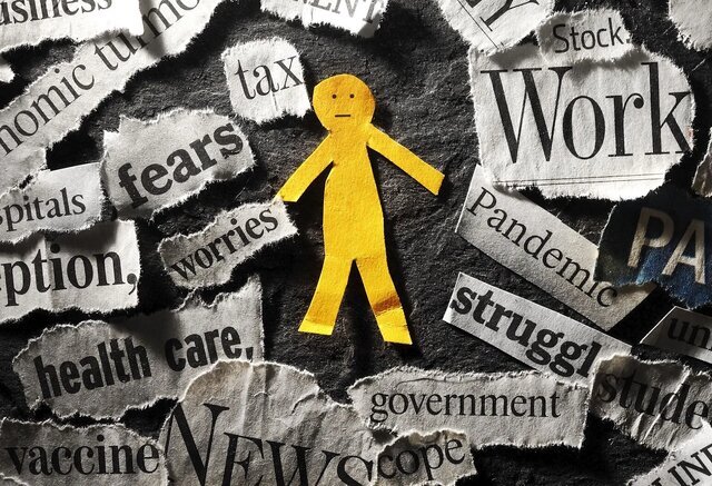 رفتار والدین مهمتر از اخبار؛ راهکار روانشناسان برای مدیریت اخبار منفی رفتار والدین مهمتر از اخبار؛ راهکار روانشناسان برای مدیریت اخبار منفی