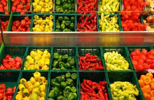 صادرات بیش از ۸۳۰۰ تن بادام و فلفل دلمه‌ای از چهارمحال و بختیاری