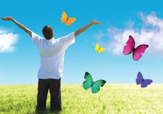 واقعا شاد بودن عمر را طولانی می‌کند؟/ پژوهش ها چه می گویند؟