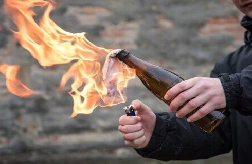 پرتاب ۹ کوکتل مولوتوف به اتاق اصناف تبریز