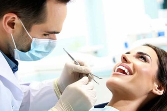 لیست بهترین متخصصین برای لمینت دندان در اصفهان