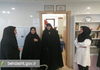 بازدید مشاور امور بانوان استانداری قم از مرکز درمان ناباروری ریحانه