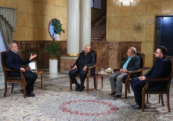 رمزگشایی از نشست پزشکیان با سه چهره سیاسی درمورد حوادث دی‌ماه