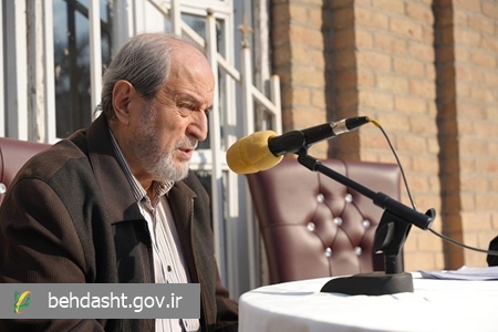 روپوش‌های سفید در خط مقدم انقلاب؛ روایت پزشکانی که بیمارستان را سنگر کردند