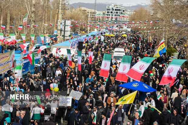 مردم کرج امروز فریاد عزت سر دادند