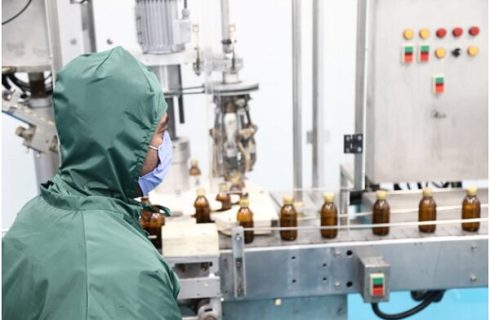 آسیب ۴۴ شرکت دارویی و تجهیزات پزشکی در جنگ تحمیلی سوم