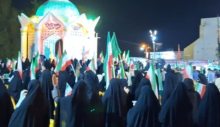 اجتماع شبانه مردمی در گناوه