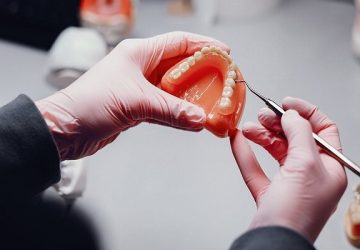 بهداشت دهان و دندان کلید پیشگیری از سرطان کبد در بیماران کبدی 