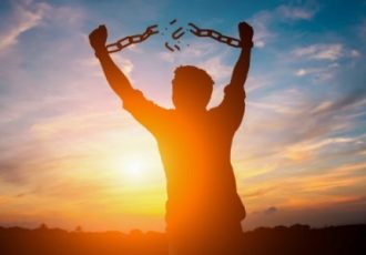 تاثیرات و عوارض سم زدایی فوق سریع برای ترک اعتیاد