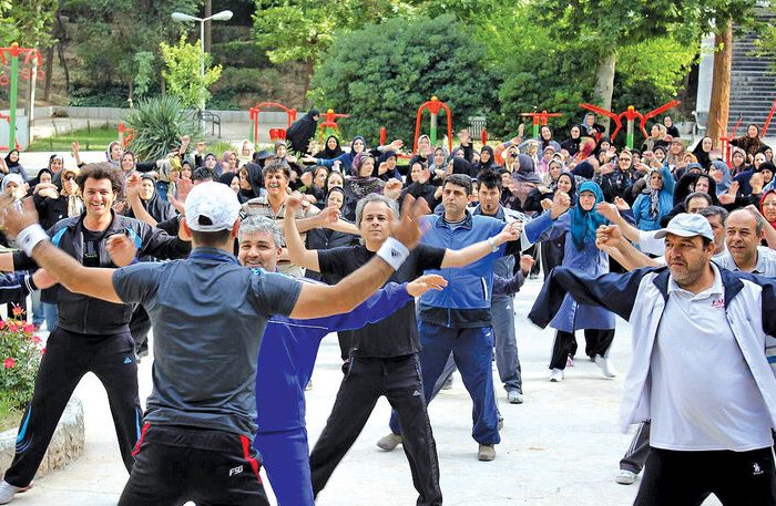 تدوین بسته جامع برنامه‌های ورزش همگانی در همدان
