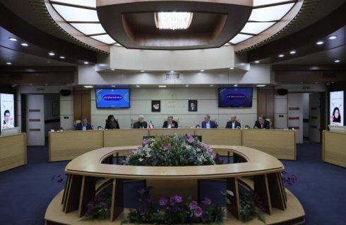 جزئیات جلسه کمیسیون بهداشت با ظفرقندی؛ ضرورت نظارت بر قیمت دارو