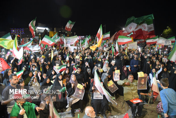 حماسه مردم مرودشت در شب های انسجام ملی