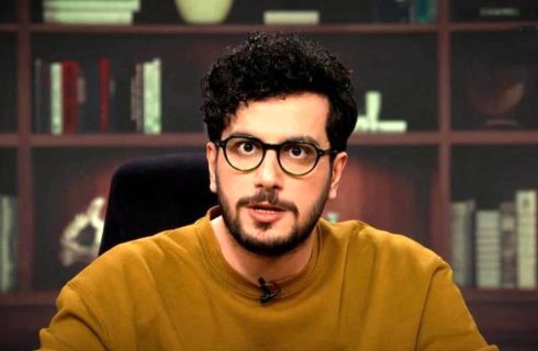 حمله غافلگیرکننده فرهیختگان به امیرحسین قیاسی