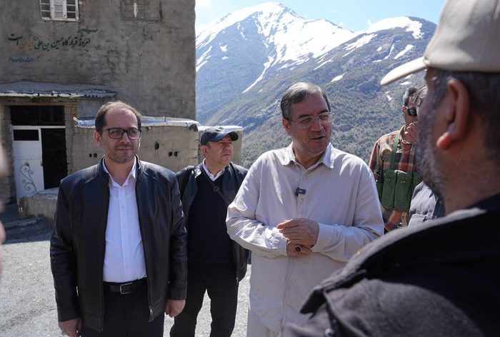 رحمانی: امنیت مرزها مدیون ایثار رزمندگان در سخت‌ترین شرایط اقلیمی است