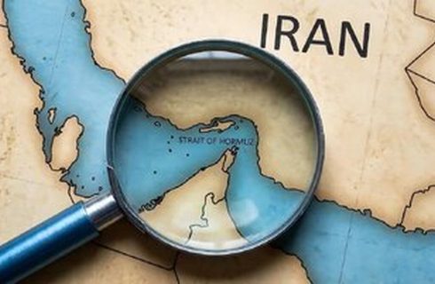 سنگ نگاره‌هایی درباره قدمت تنگه هرمز