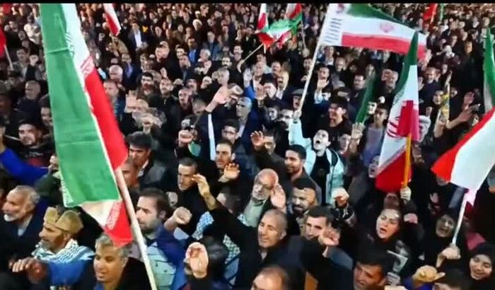 فریاد« الله اکبر» مردم الشتر در شب پنجاه و سوم حماسه