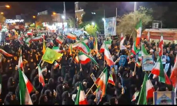 «نوای ایران ای سرای من… » پلدختری‌ها در شامگاه سه شنبه