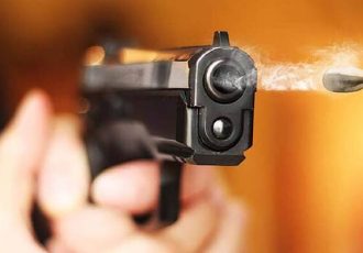 هلاکت قاچاقچی مسلح در تبریز پس از گروگان‌ گیری؛ یک مأمور پلیس مجروح شد