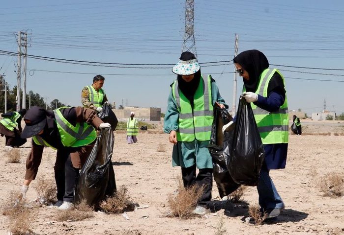 ورودی روستای زمان‌آباد اصفهان از زباله پاکسازی شد