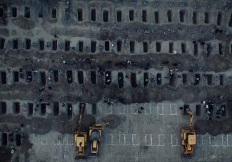 پزشکیان: خون دختران شهیدمان پایمال نخواهد شد