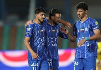 چشم‌ها به فدراسیون/ سرنوشت لیگ و استقلال گره خورد