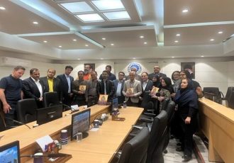 کتاب «رازهای تندرستان» رونمایی شد؛ پژوهشی درباره یک جشن کهن